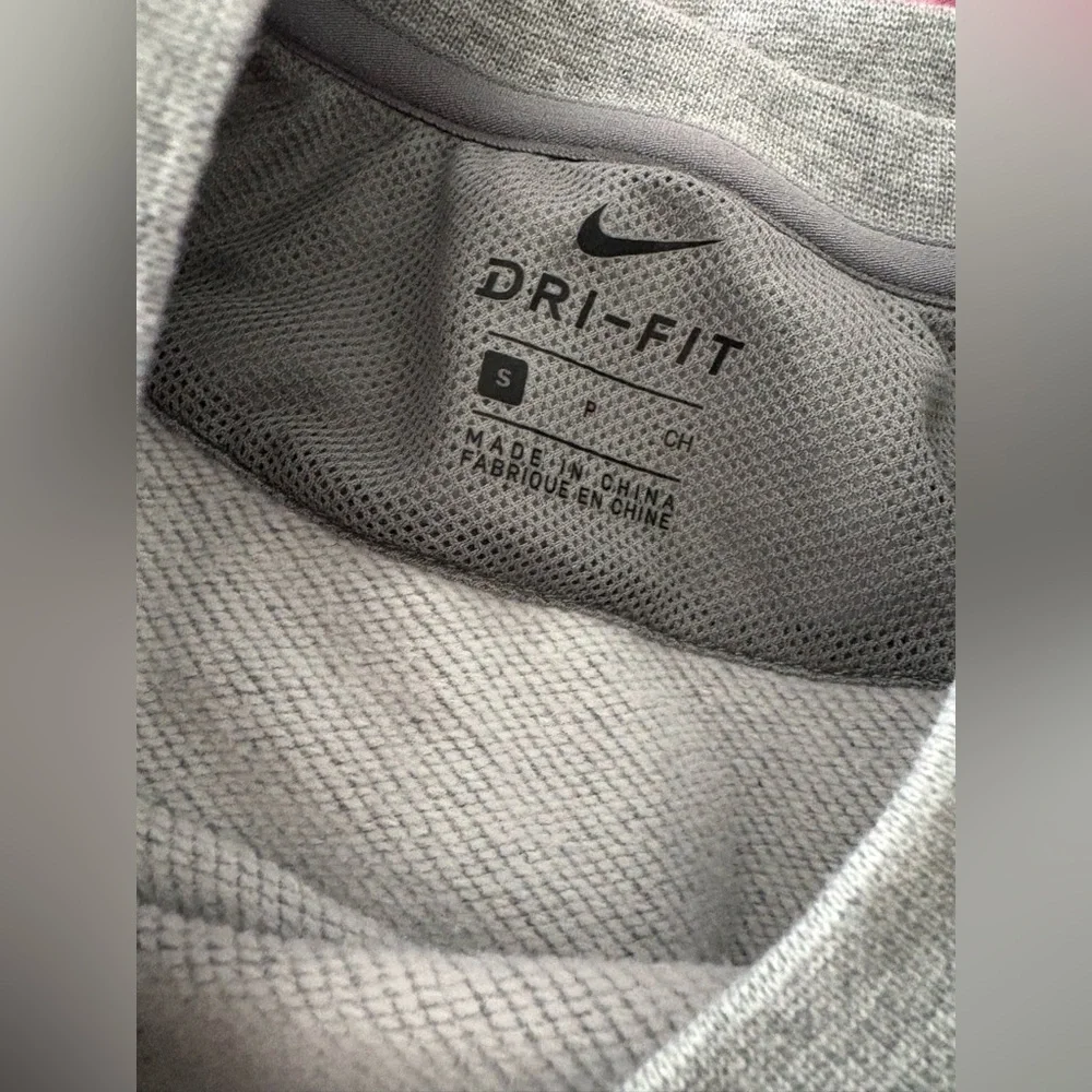 Nike DriFit Crewneck